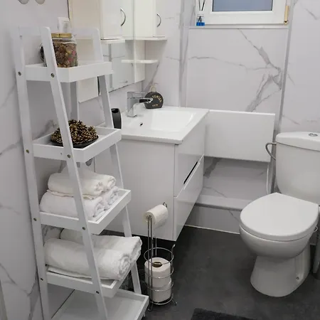 Slavija Square Apartament *